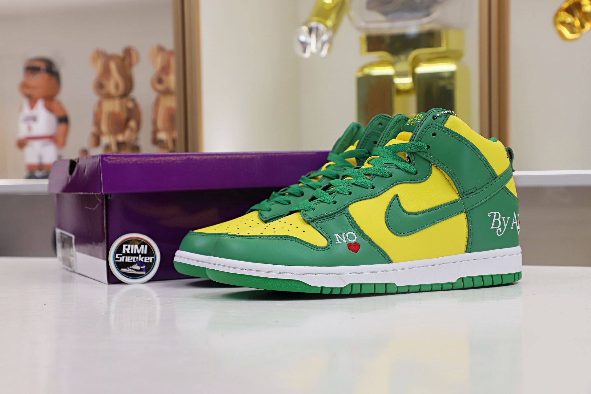 dunk high S*p*e by any means green