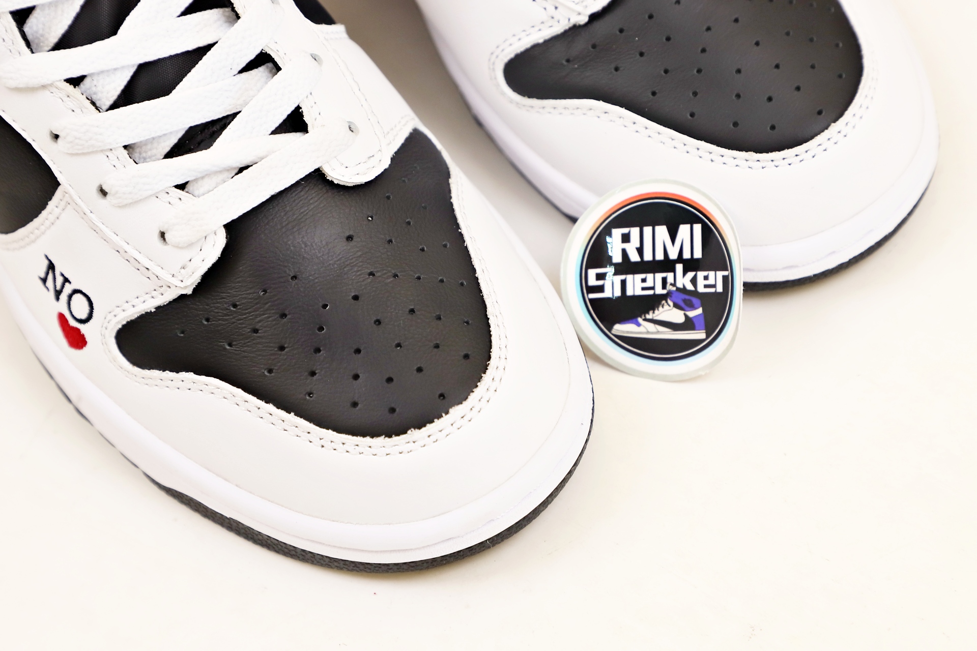 nike sb dunk high S*p*e by any means