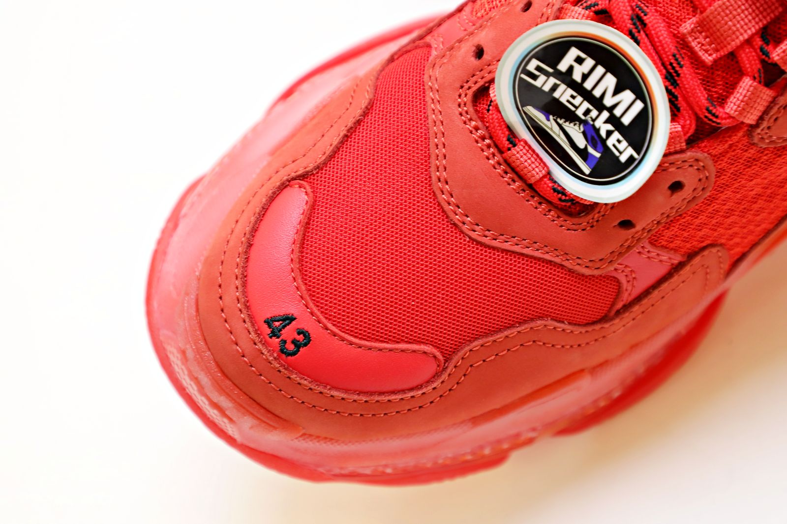 Ba*len*cia*ga all sizes still in stock! please contact customer service on imessage/whatsapp to purchase! triple s red