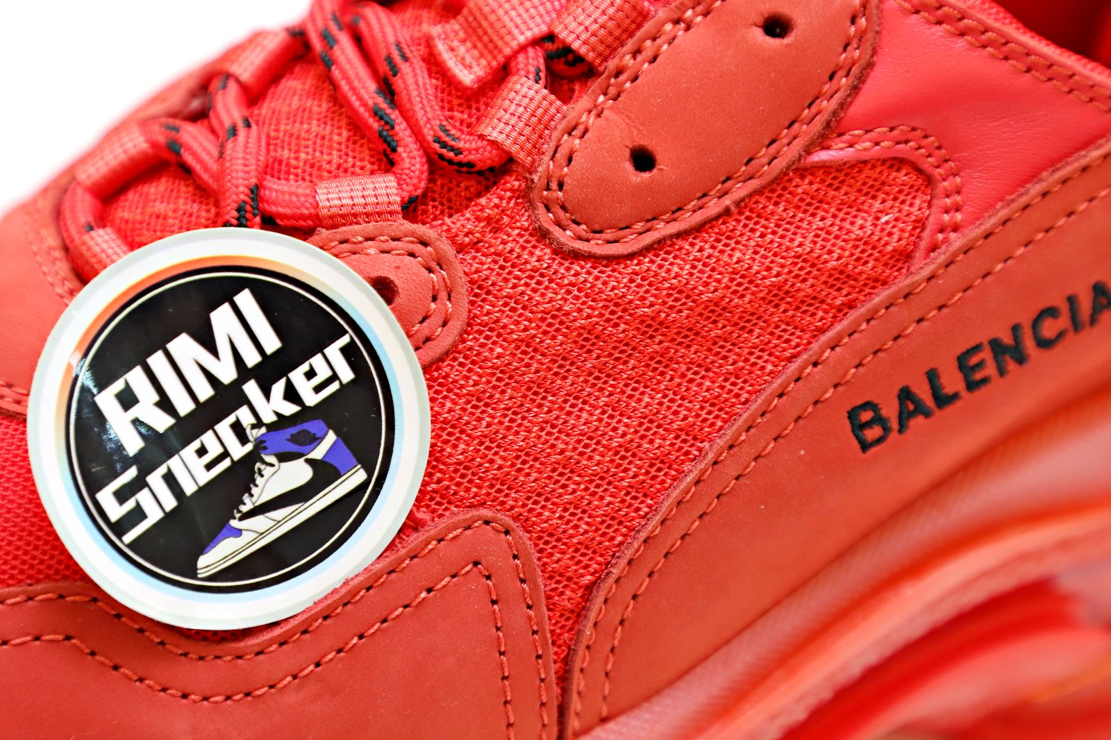 Ba*len*cia*ga all sizes still in stock! please contact customer service on imessage/whatsapp to purchase! triple s red
