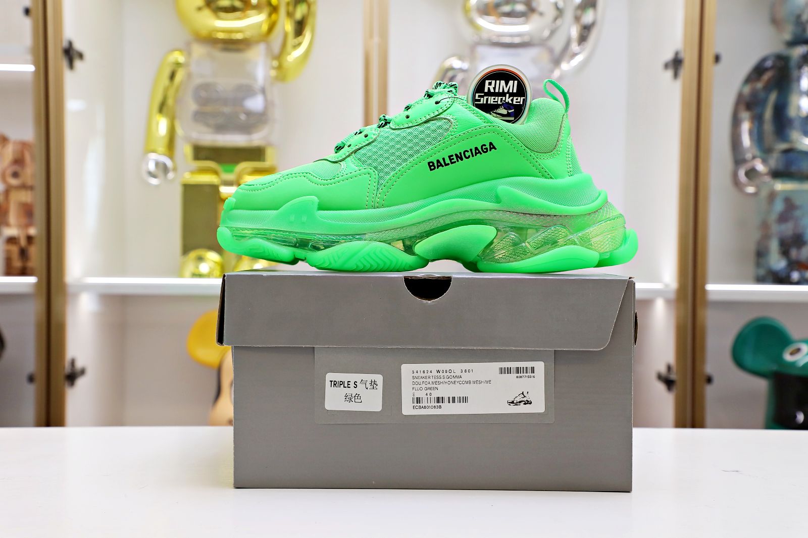 Ba*len*cia*ga all sizes still in stock! please contact customer service on imessage/whatsapp to purchase! triple s green