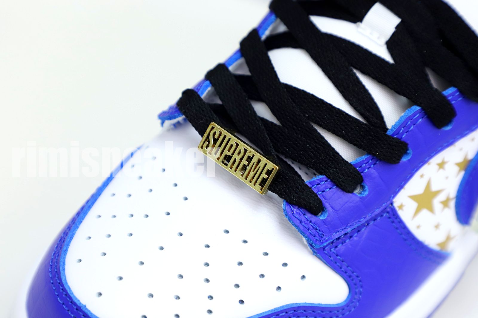 S*p*e x nike sb dunk low "hyper royal"