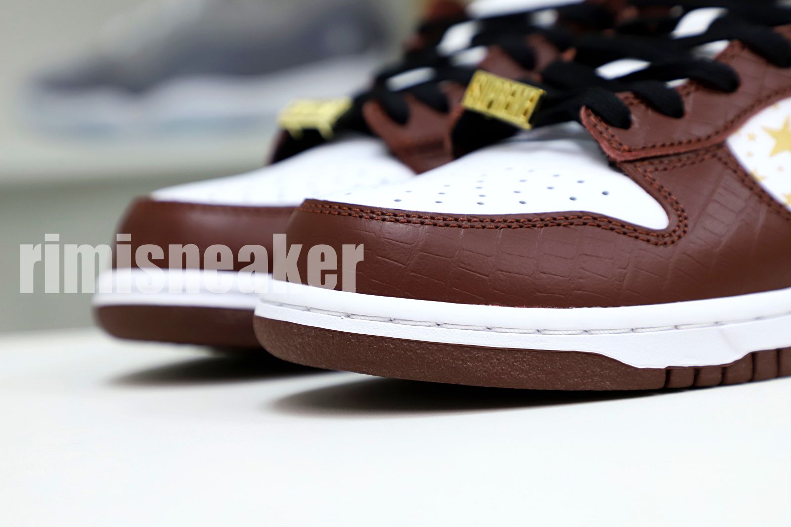 S*p*e x nike sb dunk low "barkroot brown"