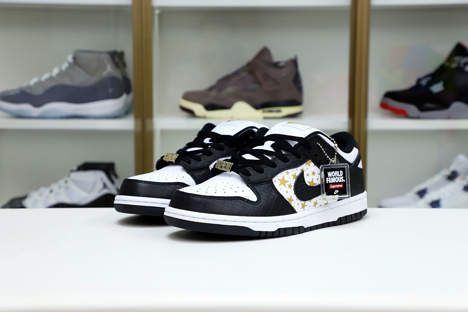 S*p*e x nike sb dunk low "black stars