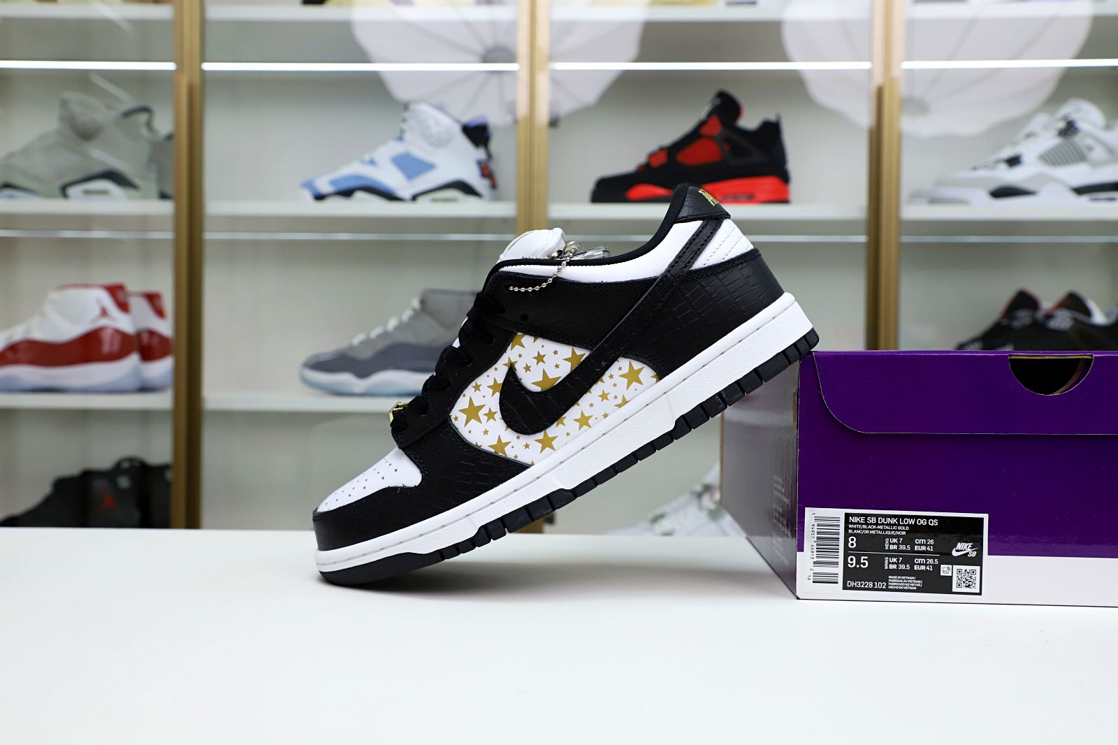 S*p*e x nike sb dunk low "black stars