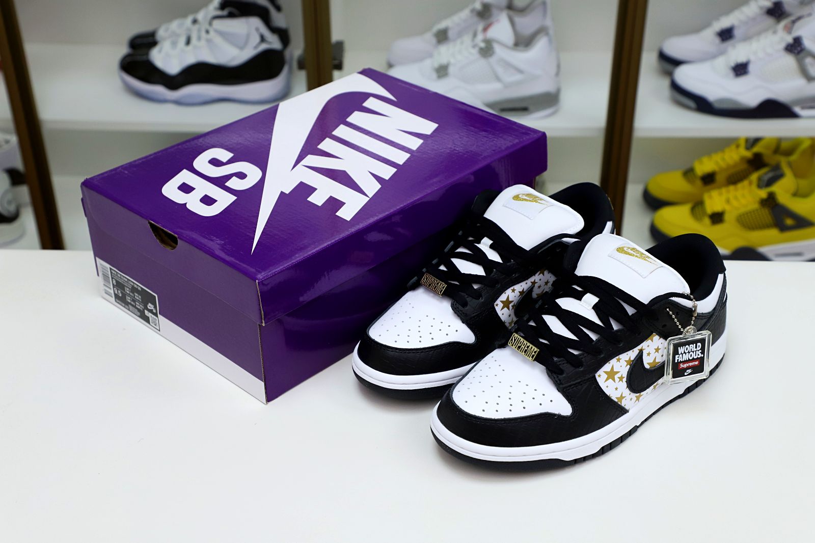 S*p*e x nike sb dunk low "black stars