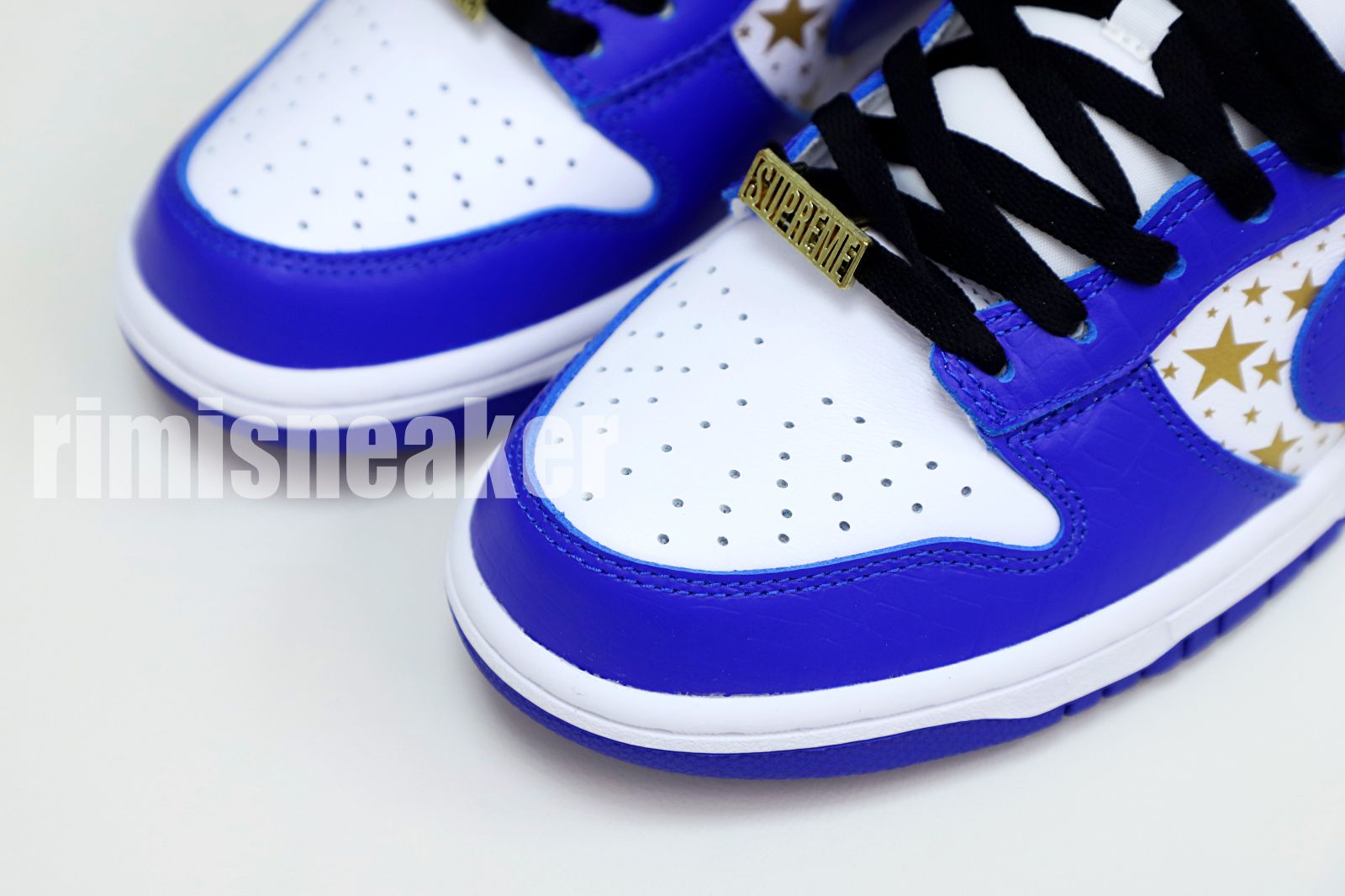 S*p*e x nike sb dunk low "hyper royal"