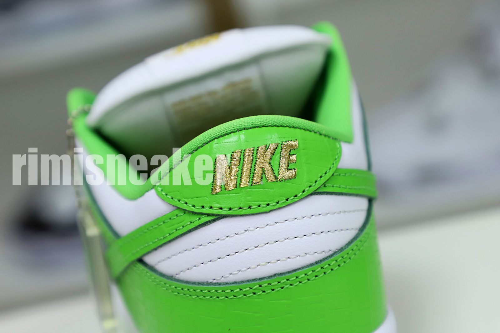 S*p*e x nike sb dunk low "mean green"