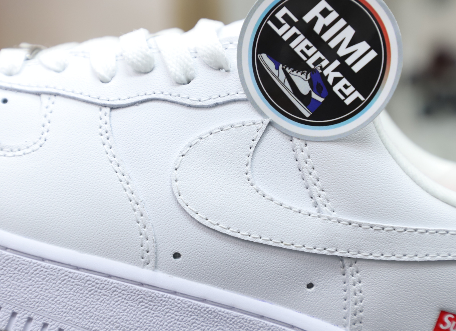 S*p*e nike air force 1 low "box logo"