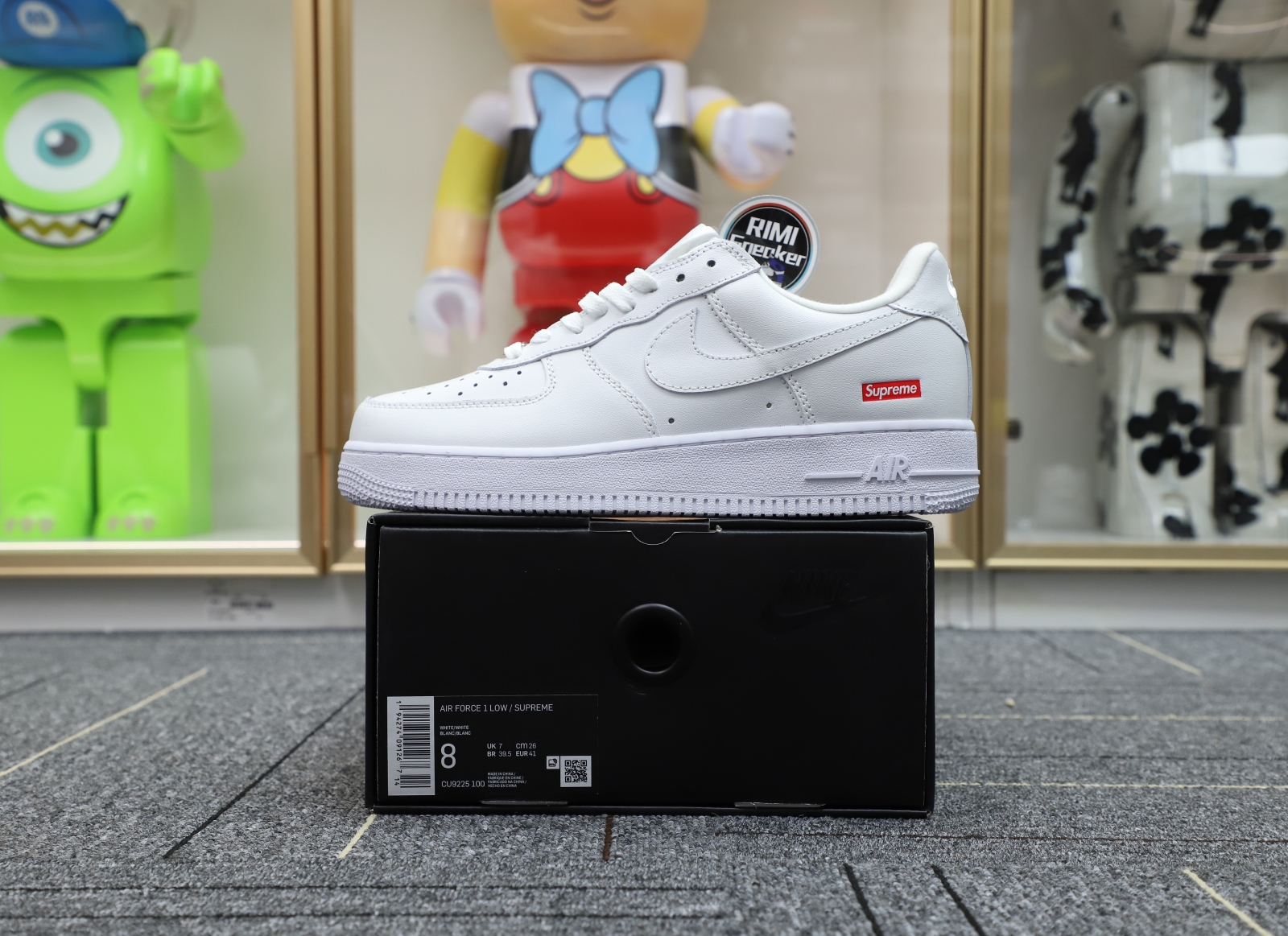 S*p*e nike air force 1 low "box logo"