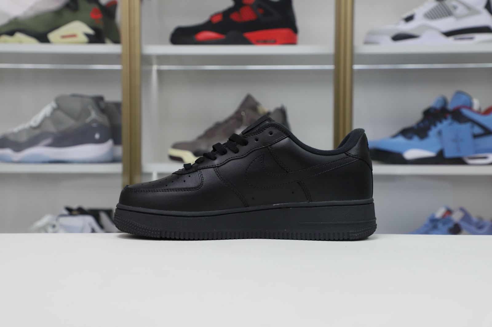S*p*e nike air force 1 low "box logo"