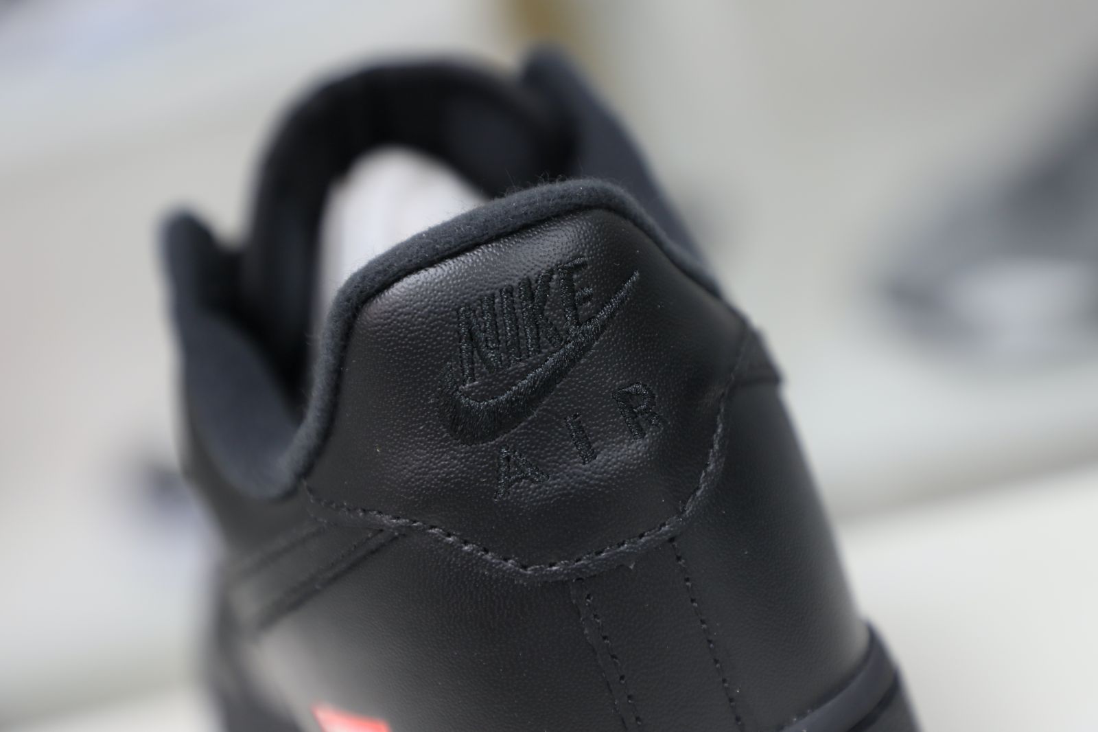 S*p*e nike air force 1 low "box logo"