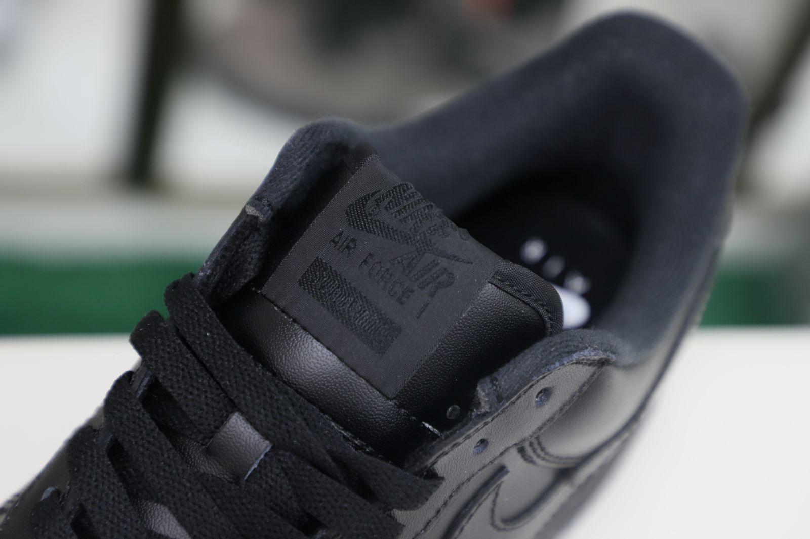 S*p*e nike air force 1 low "box logo"