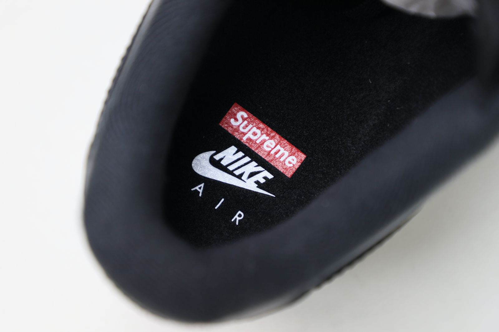 S*p*e nike air force 1 low "box logo"