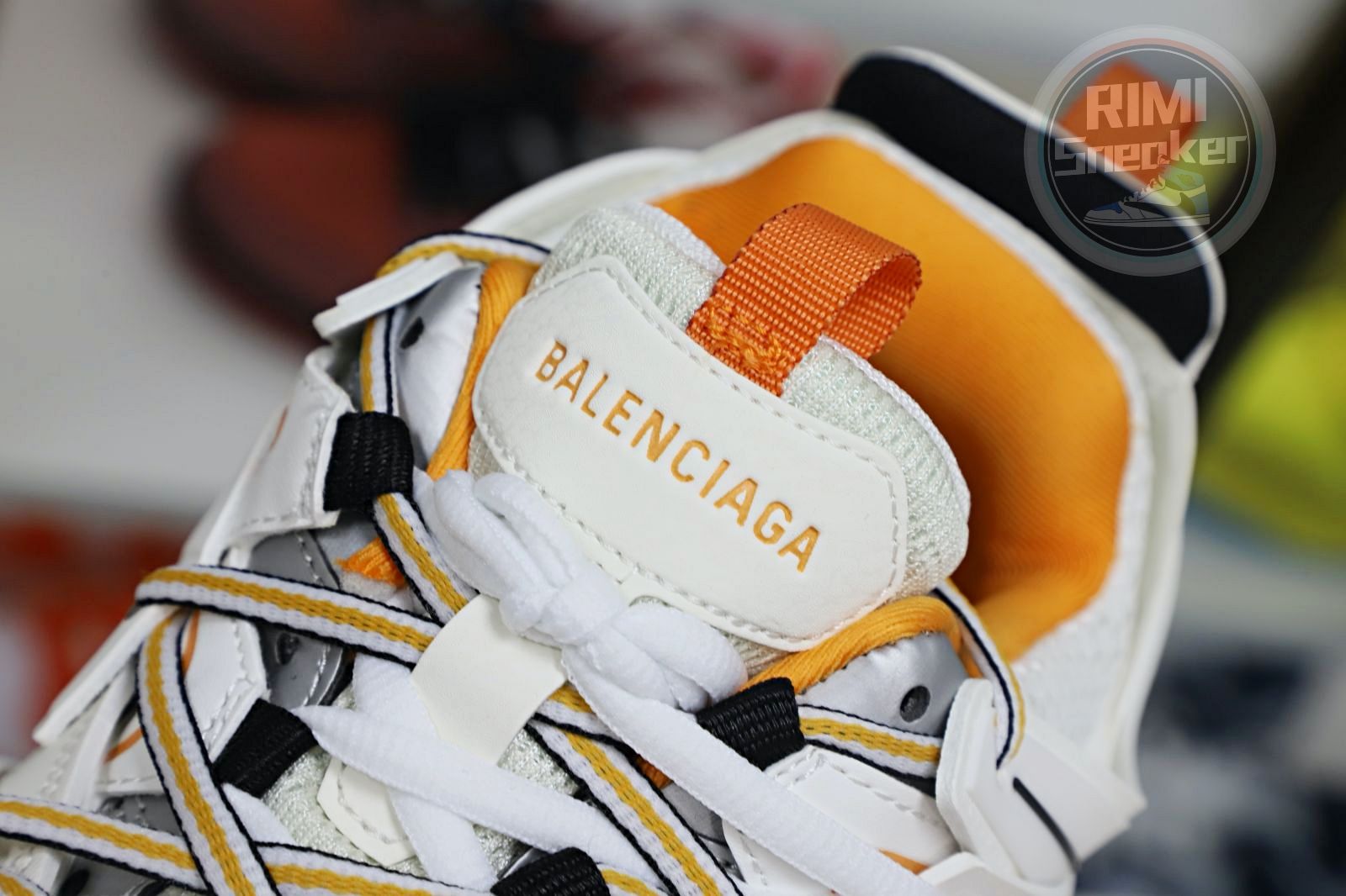 Ba*len*cia*ga all sizes still in stock