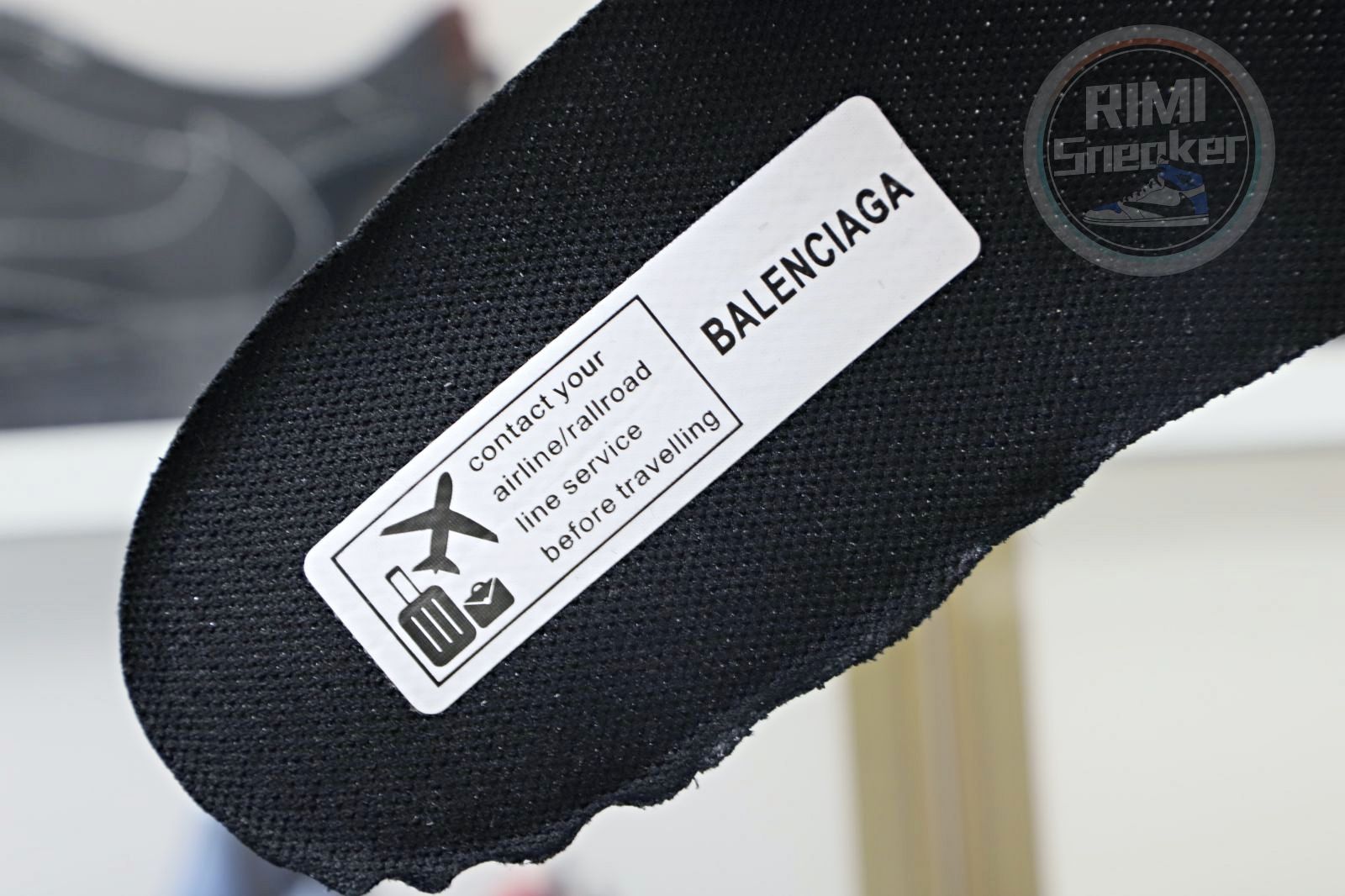 Ba*len*cia*ga all sizes still in stock