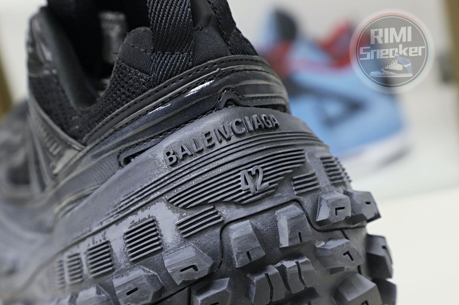 Ba*len*cia*ga all sizes still in stock! please contact customer service on imessage/whatsapp to purchase. blga defender
