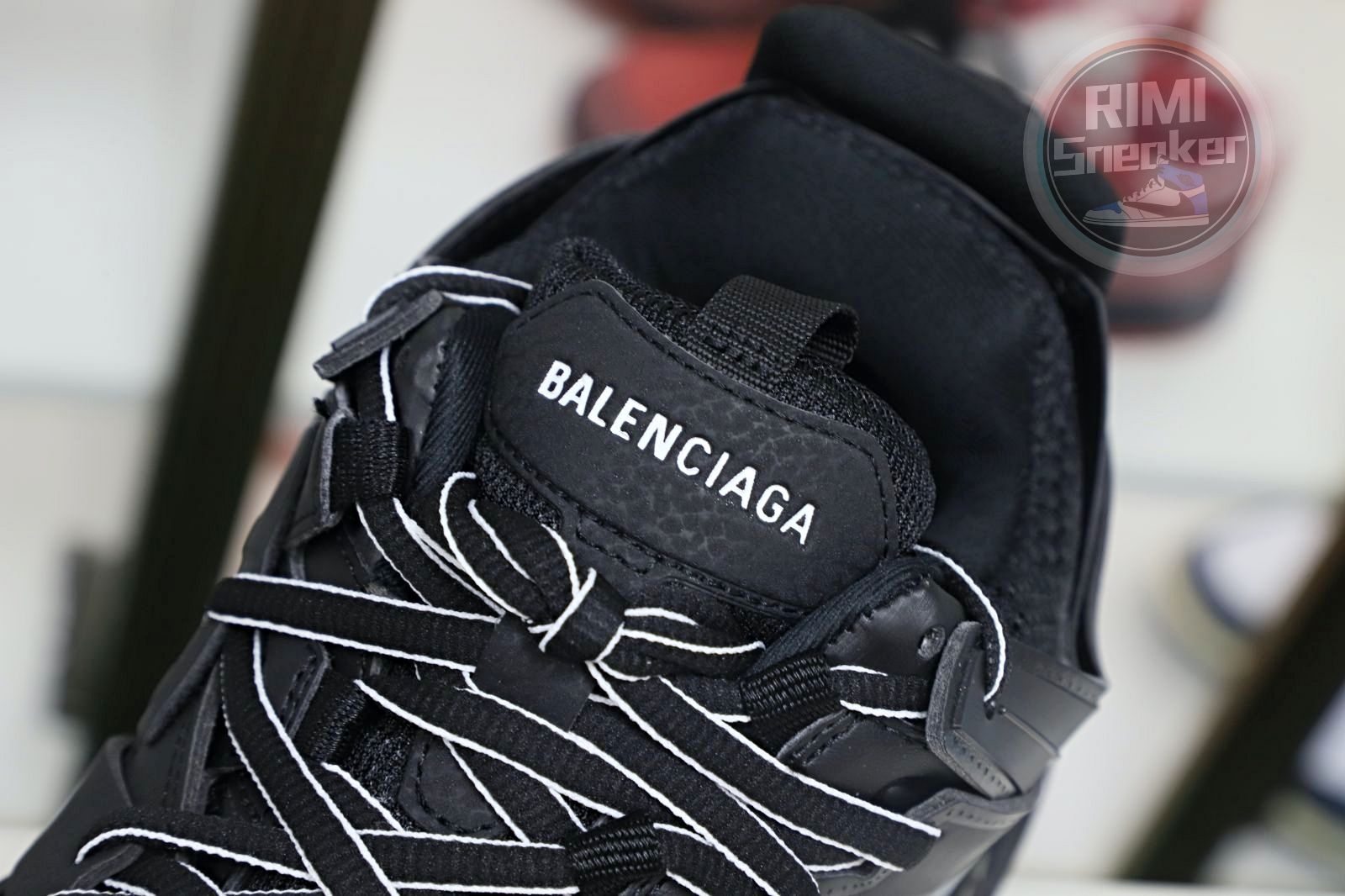 Ba*len*cia*ga all sizes still in stock