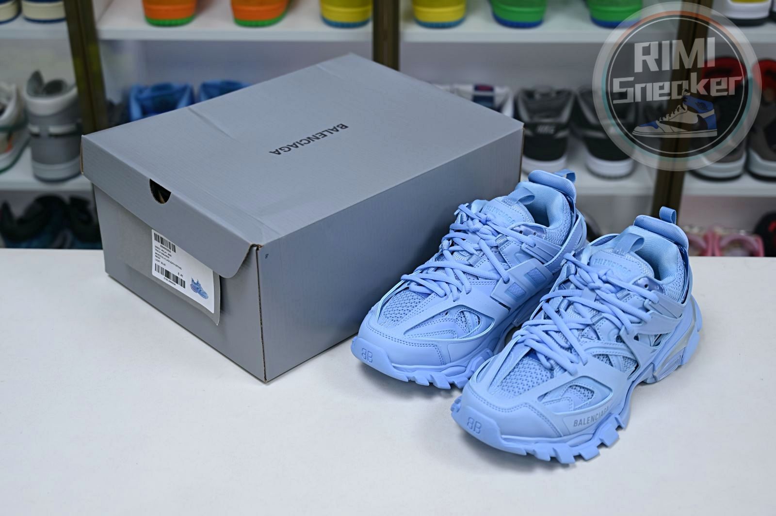 Ba*len*cia*ga all sizes still in stock