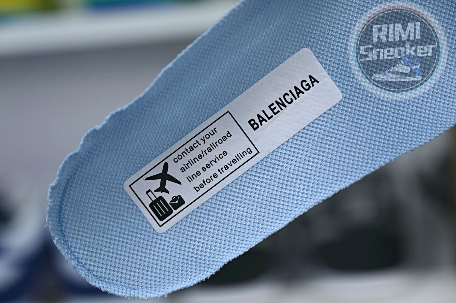 Ba*len*cia*ga all sizes still in stock