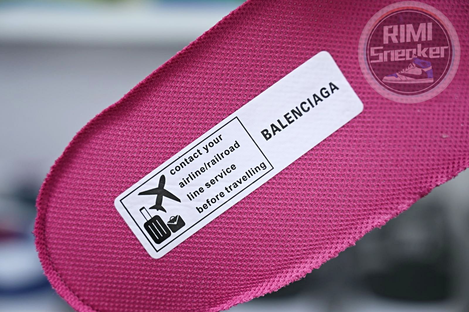 Ba*len*cia*ga all sizes still in stock