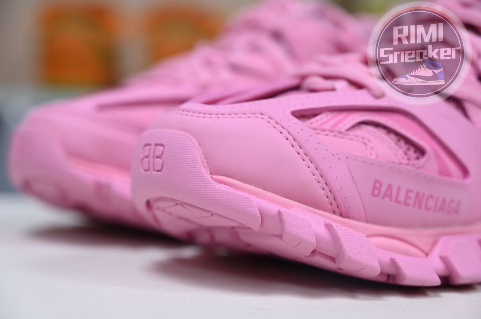 Ba*len*cia*ga all sizes still in stock